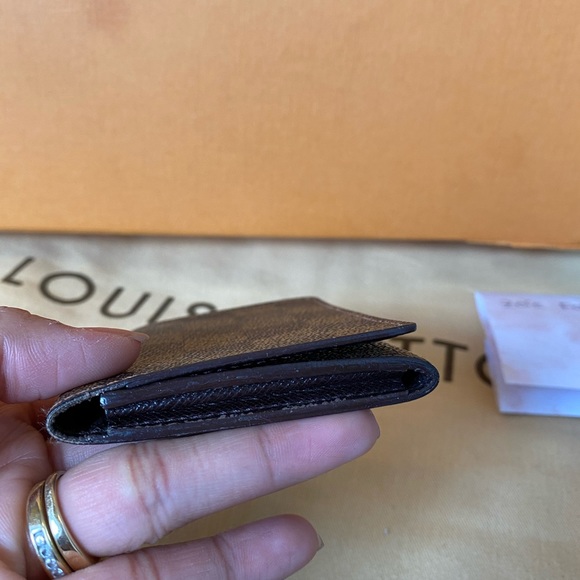 SOLD on FB Page Compact Card Holder - Picture 4 of 8